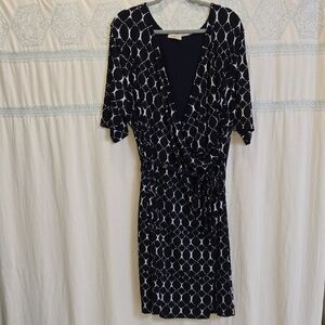 Classic Gilli Navy and White Geometric Midi Dress